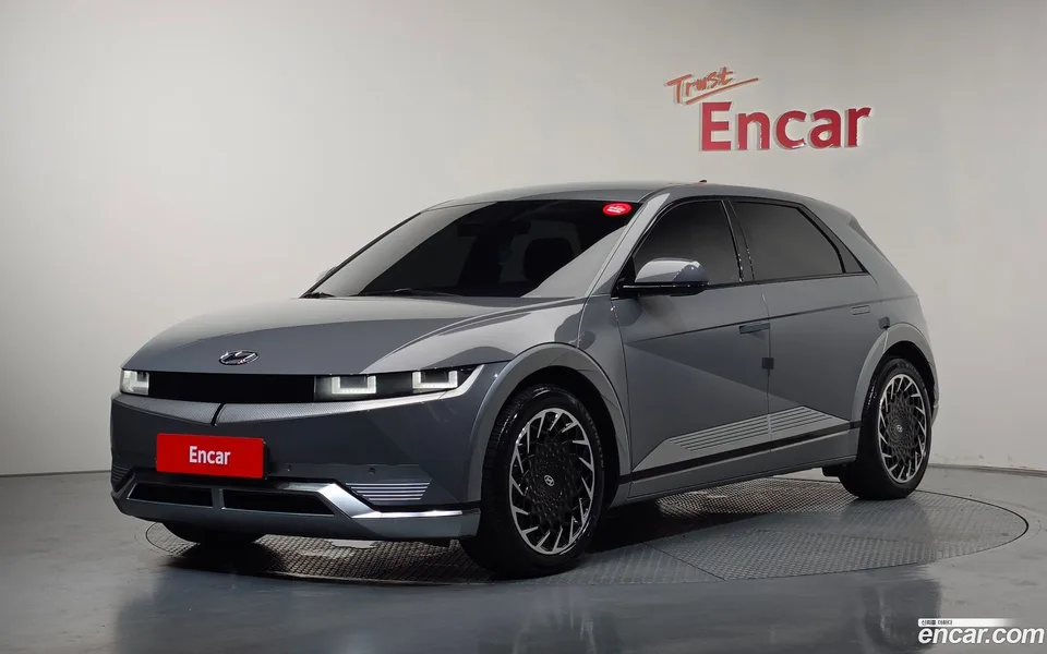 Hyundai Ioniq 5 2022 — photo 1, buy with delivery to Moscow