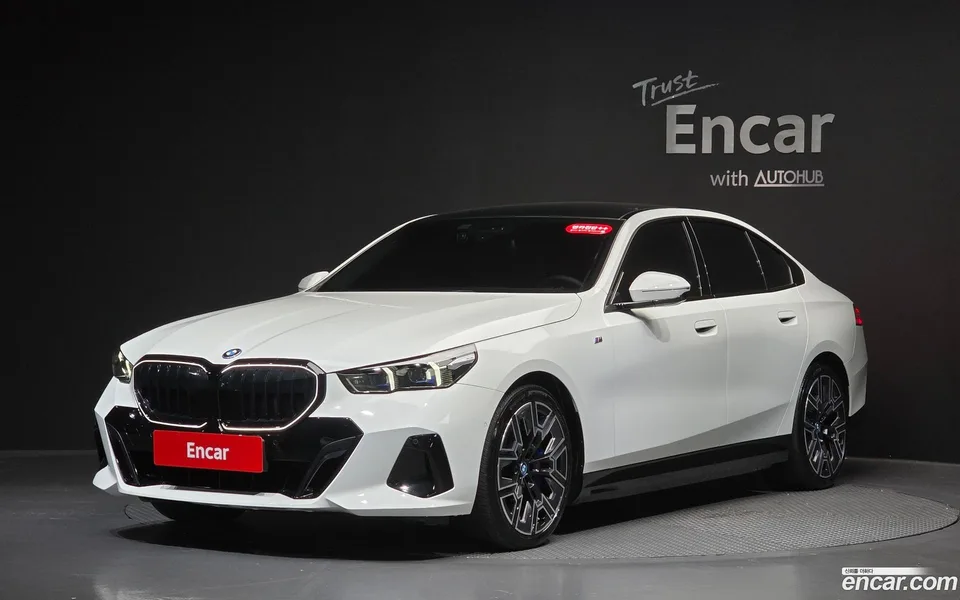 BMW i5 xDrive 40 M 2025 — photo 1, buy with delivery to Moscow