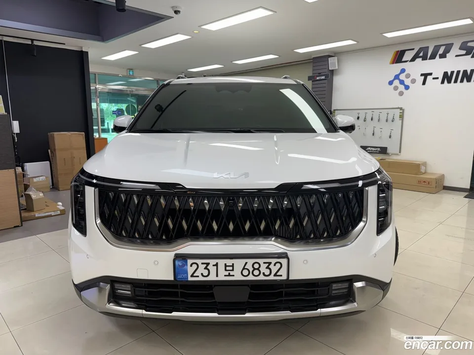 Kia Carnival 9 2025 — thumbnail 3