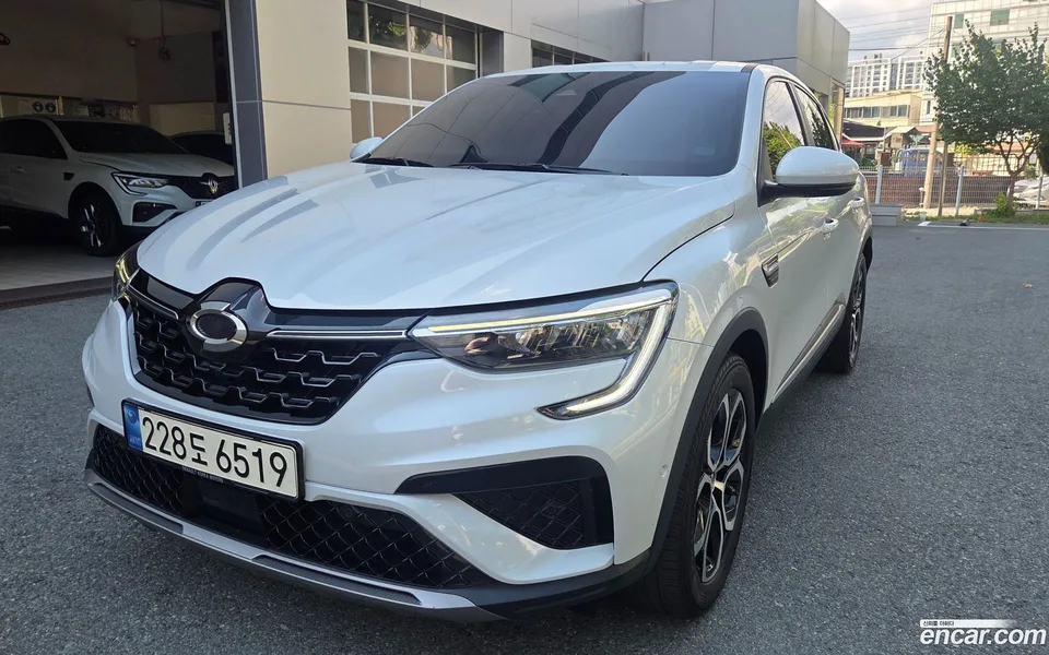Renault Samsung XM3 (Arkana) 1.6 E-TECH 2024 — photo 1, buy with delivery to Moscow