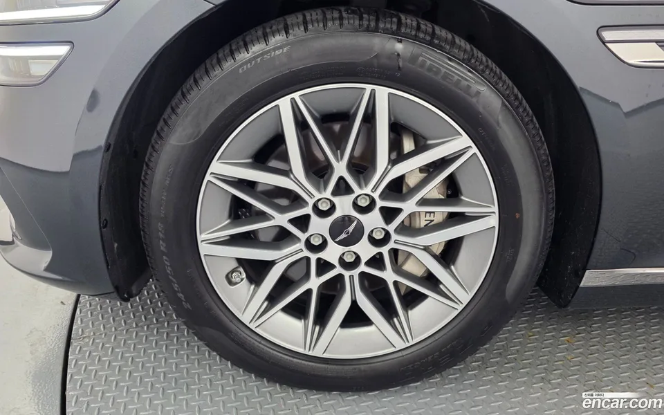 Genesis G80 2.5 AWD 2024 — thumbnail 2