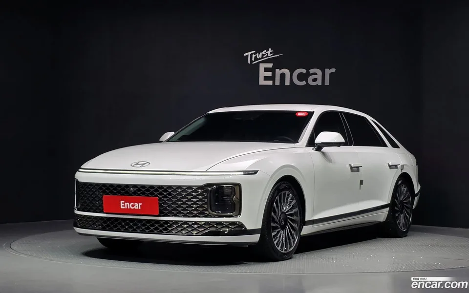 Hyundai Grandeur Hybrid 2025 — photo 1, buy with delivery to Moscow