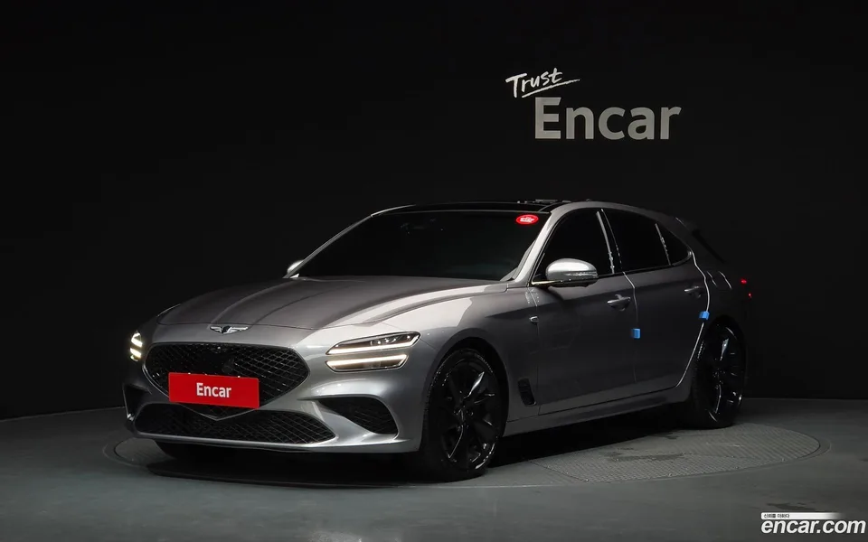 Genesis G70 Shooting Brake 2.0T 4WD 2022 — photo 1, buy with delivery to Moscow