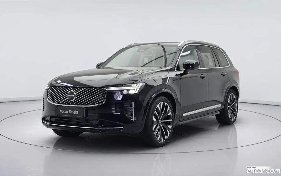 Volvo XC90 B6 2026 — photo 1, buy with delivery to Moscow