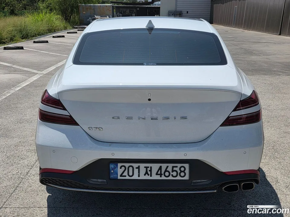 Genesis G70 2.0T 2WD 2022 — thumbnail 4