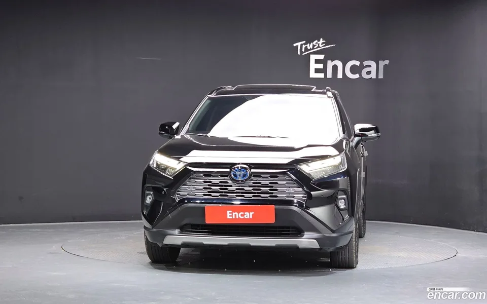 Toyota RAV4 2.5 4WD LTD 2023 — thumbnail 3