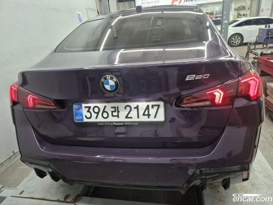 BMW 2 Series Gran Coupe 220 M 2025 — миниатюра 2
