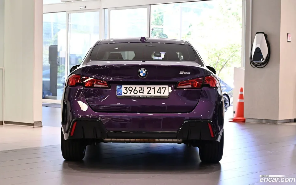 BMW 2 Series Gran Coupe 220 M 2025 — миниатюра 3