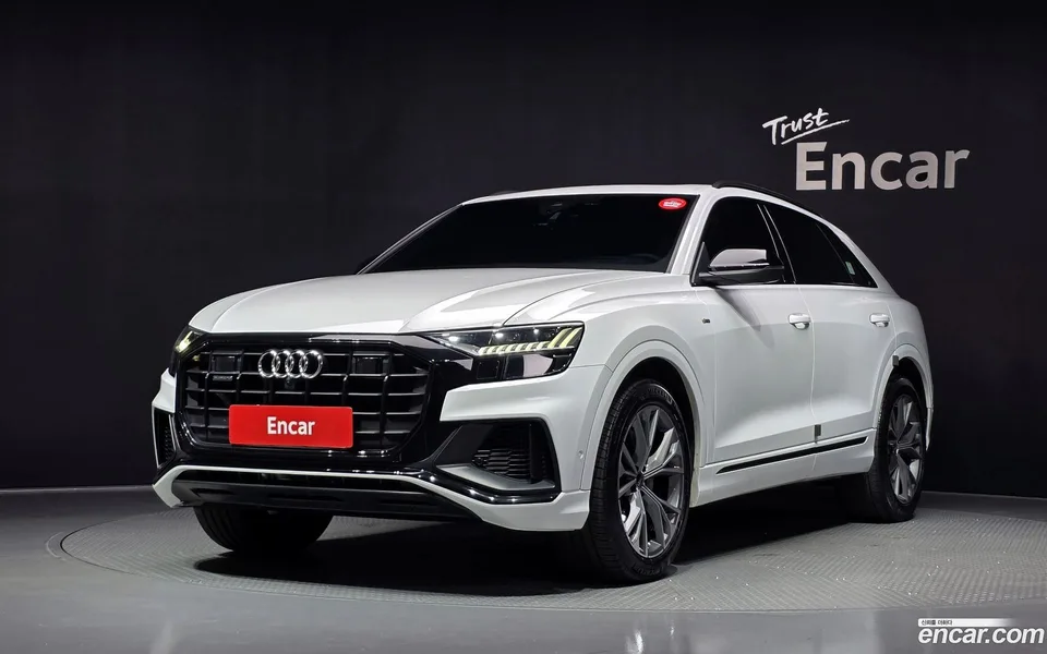 Audi Q8 (4M) 55 TFSI 2022 — фото 1, купить с доставкой в Москву