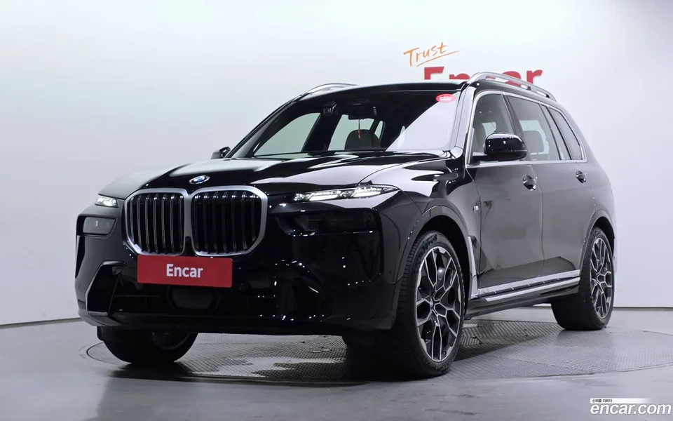 BMW X7 2025
