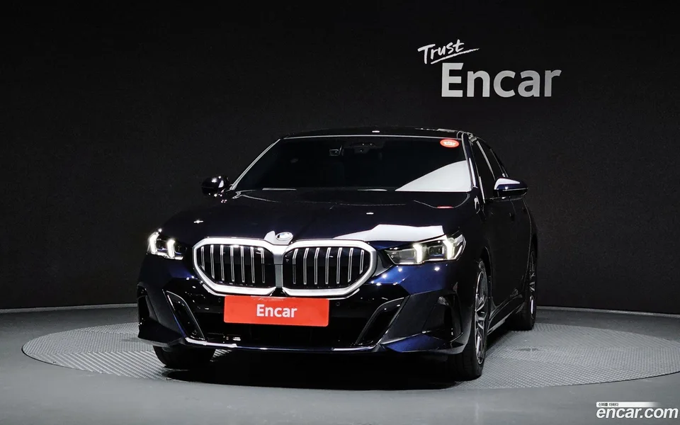 BMW 5 Series 523d xDrive M 2026 — миниатюра 3