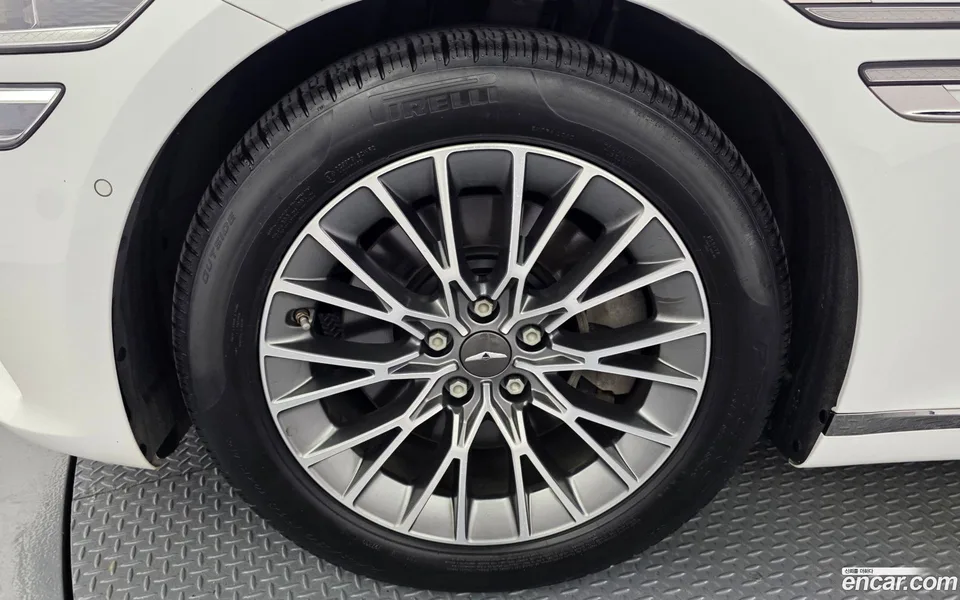 Genesis G80 2.5 2WD 2022 — thumbnail 2