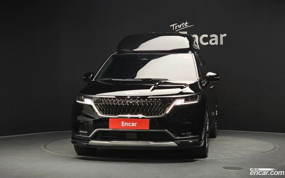 Kia Carnival 9 () 2022 — thumbnail 3