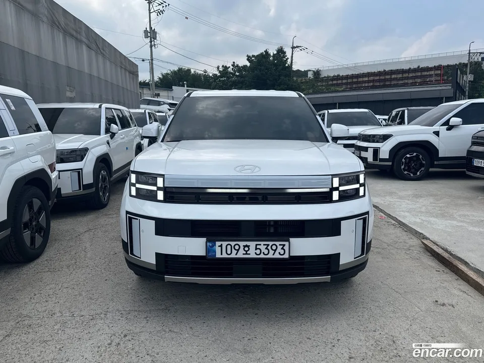Hyundai SantaFe 2.5T 2WD 2026 — photo 1, buy with delivery to Moscow