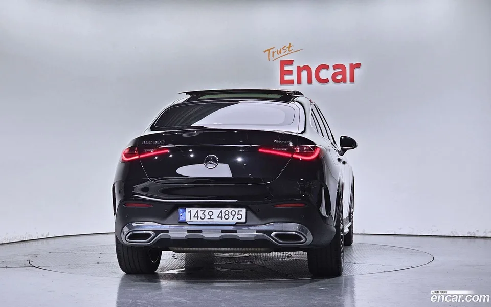 Mercedes-Benz GLC-Class GLC300 4MATIC 2023 — thumbnail 4