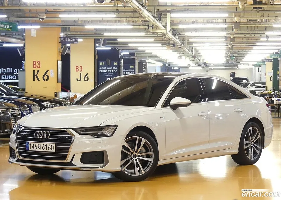 Audi A6 45 TFSI 2023 — photo 1, buy with delivery to Moscow
