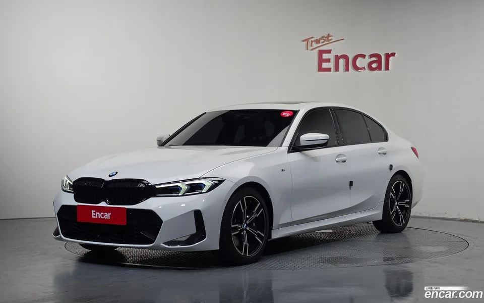BMW 3 Series 320i M 2025 — photo 1, buy with delivery to Moscow