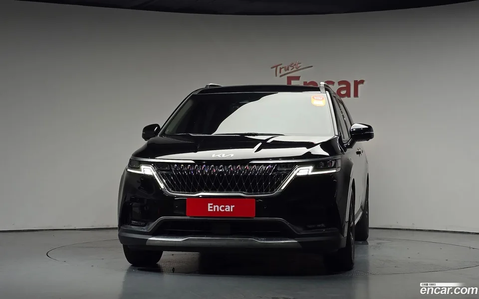 Kia Carnival 9 2022 — thumbnail 3