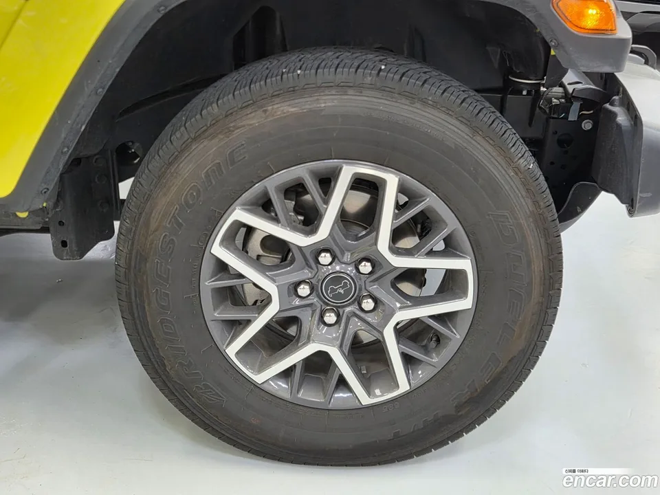 Jeep Wrangler 2.0 4 2024 — thumbnail 2