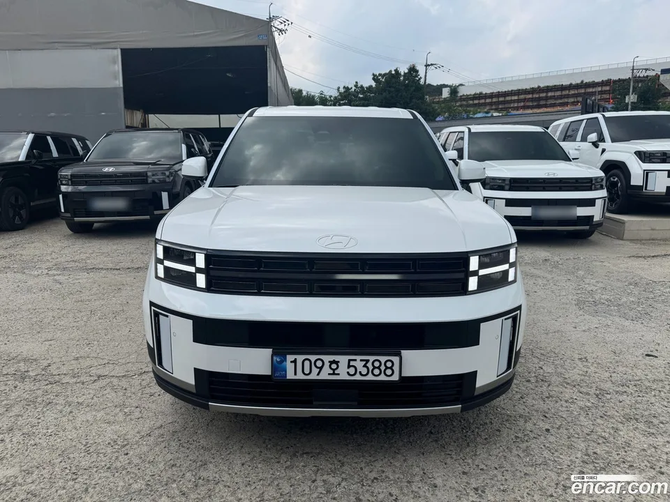 Hyundai SantaFe 2.5T 2WD 2026 — photo 1, buy with delivery to Moscow