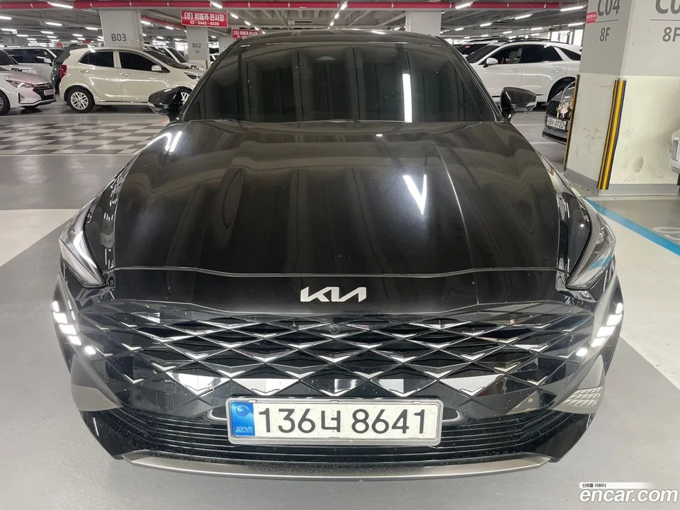 Kia K8 Hybrid 2022 — photo 1, buy with delivery to Moscow