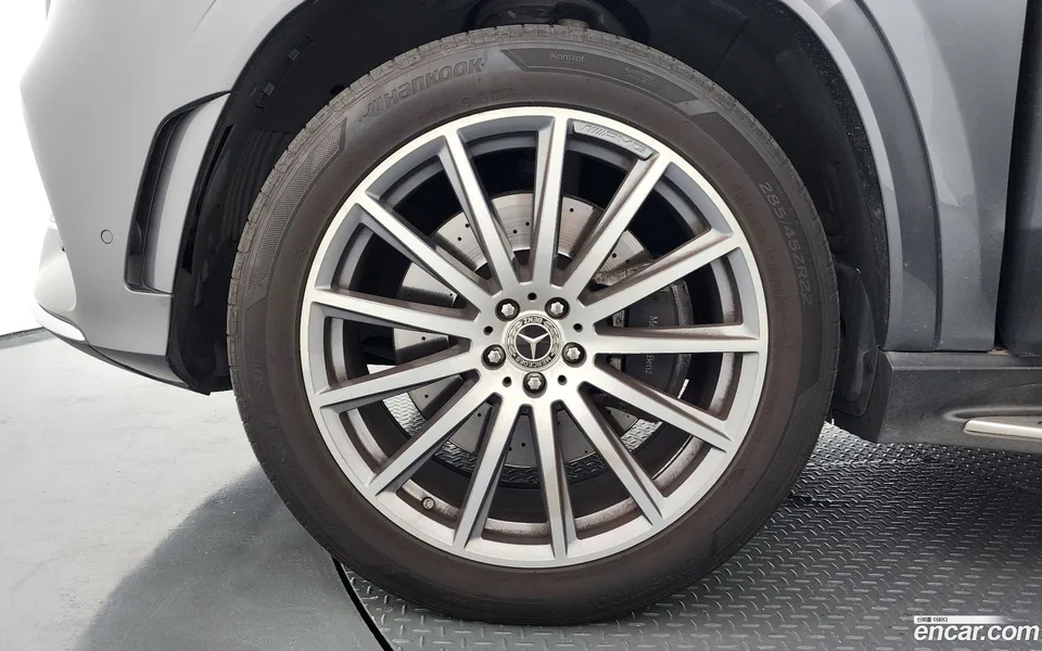 Mercedes-Benz GLS-Class GLS580 4MATIC 2022 — thumbnail 2