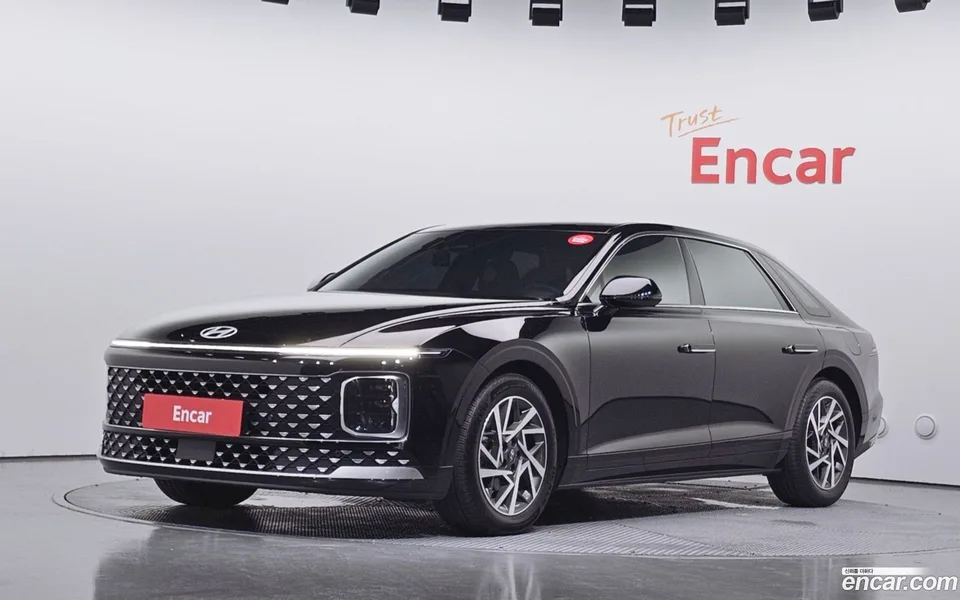 Hyundai Grandeur Hybrid 2024 — photo 1, buy with delivery to Moscow