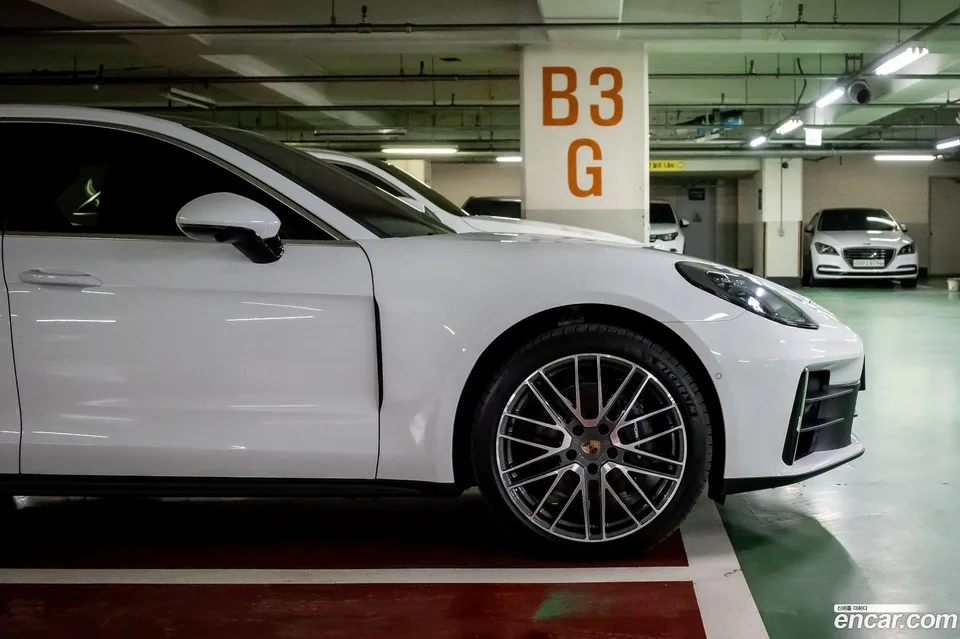 Porsche Panamera (976) 2.9 AWD 2026 — thumbnail 2