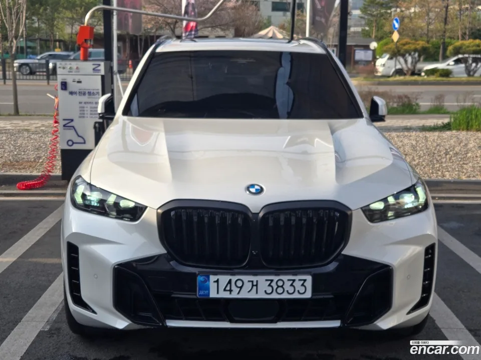 BMW X5 xDrive 40d M 2026 — photo 1, buy with delivery to Moscow