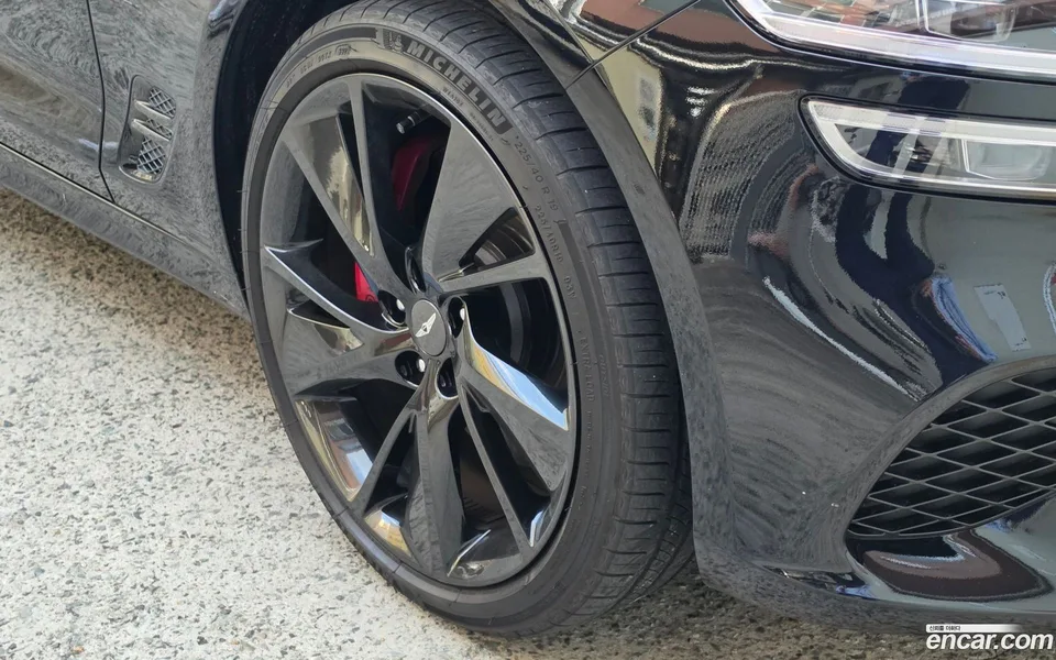 Genesis G70 3.3T 2WD 2022 — thumbnail 2