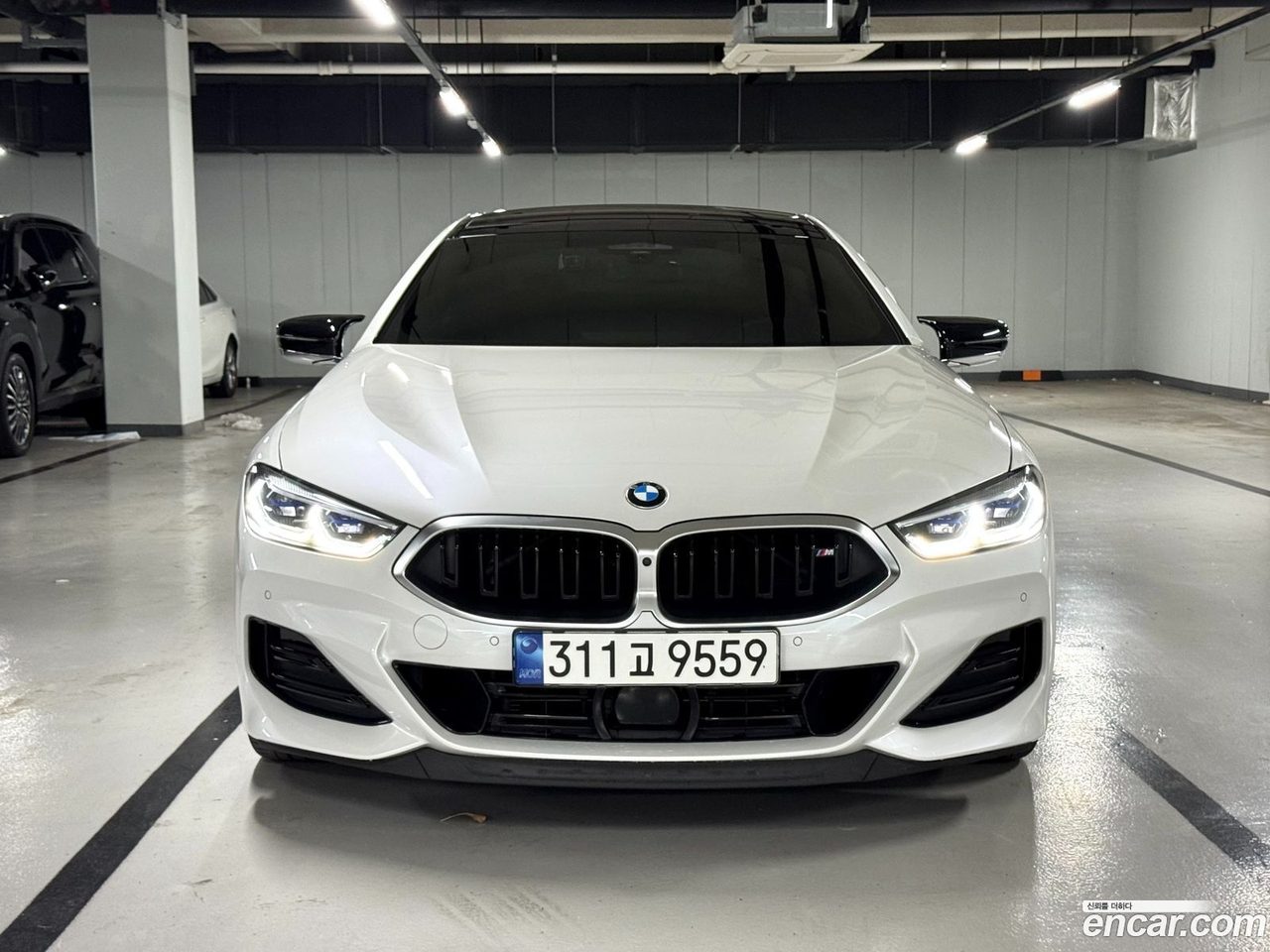 BMW 8 Series 2023 — 3