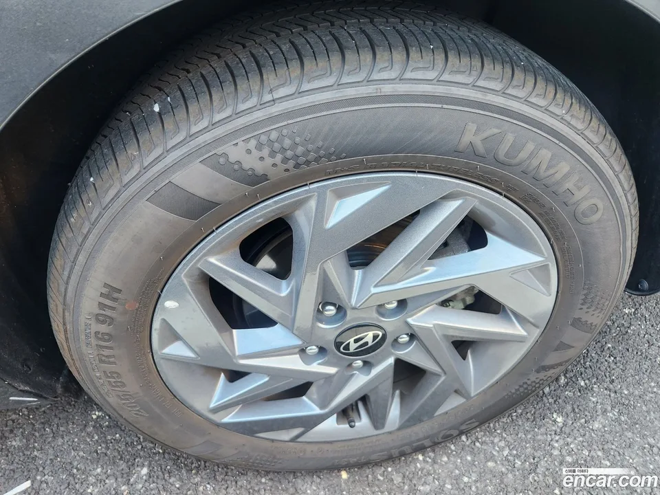 Hyundai Avante CN7 1.6 2024 — thumbnail 2
