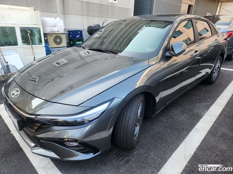 Hyundai Avante CN7 1.6 2024 — photo 1, buy with delivery to Moscow