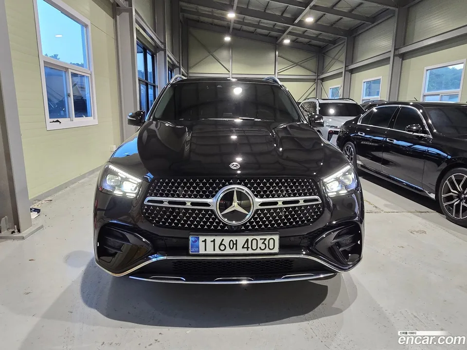 Mercedes-Benz GLE-Class GLE450 4MATIC 2023 — photo 1, buy with delivery to Moscow