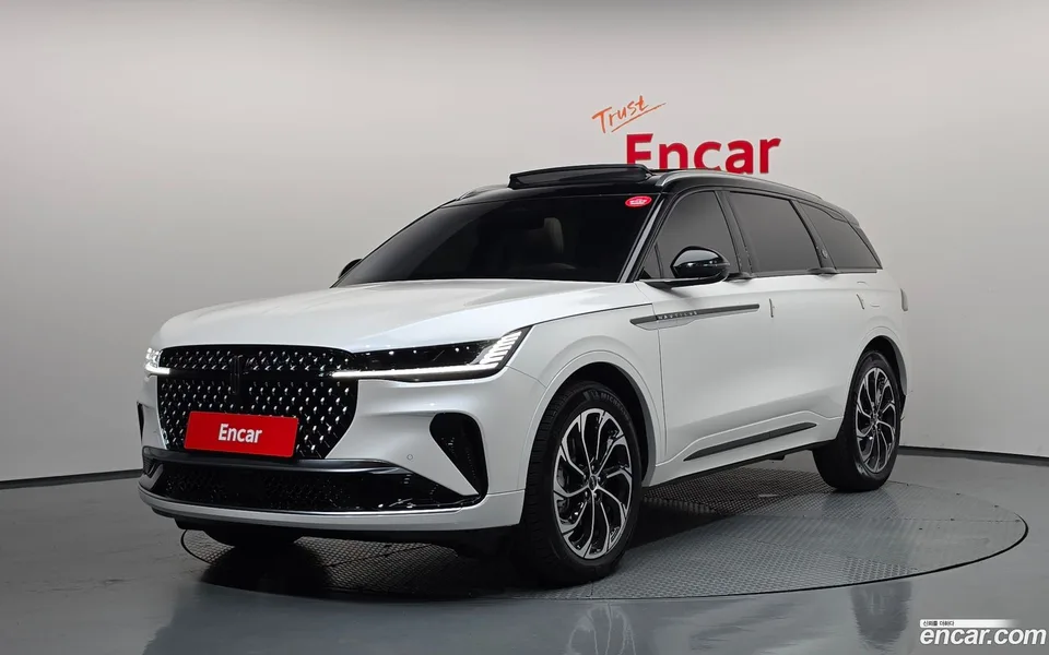 Lincoln Nautilus 2.0 AWD 2025 — photo 1, buy with delivery to Moscow