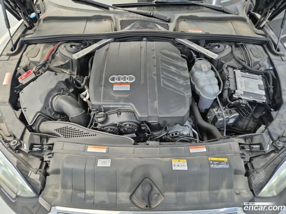 Audi A5 40 TFSI 2023 — thumbnail 2