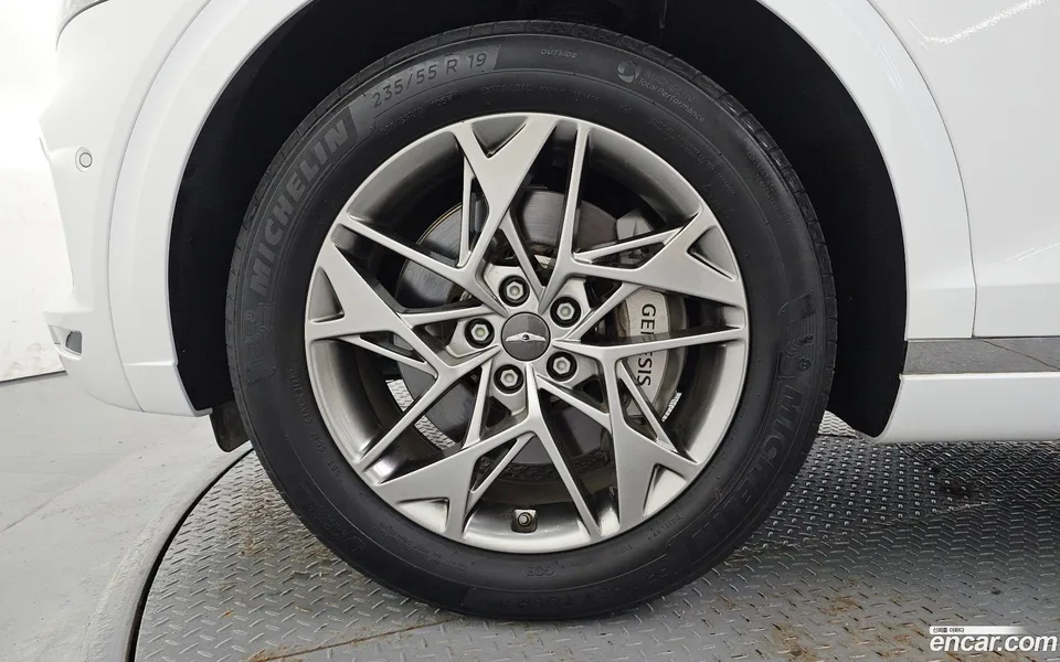 Genesis GV70 2.5T 2WD 2023 — thumbnail 2