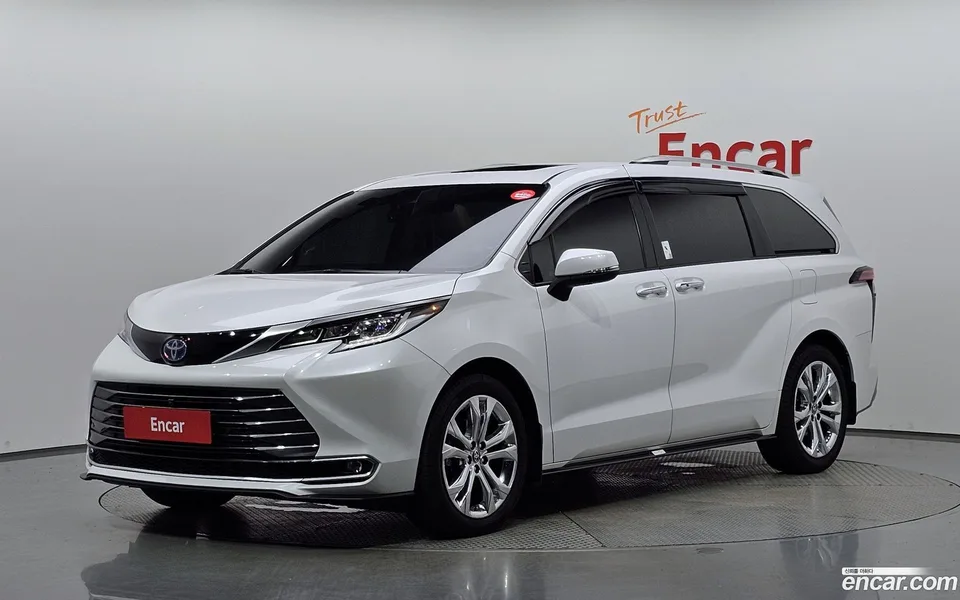 Toyota Sienna 2023