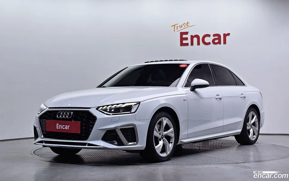 Audi A4 40 TFSI 2022 — photo 1, buy with delivery to Moscow