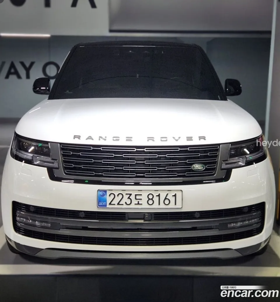 Land Rover Range Rover P530 AB LWB 2024 — photo 1, buy with delivery to Moscow