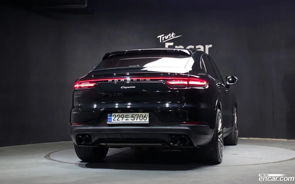 Porsche Cayenne 3.0 2022 — миниатюра 4