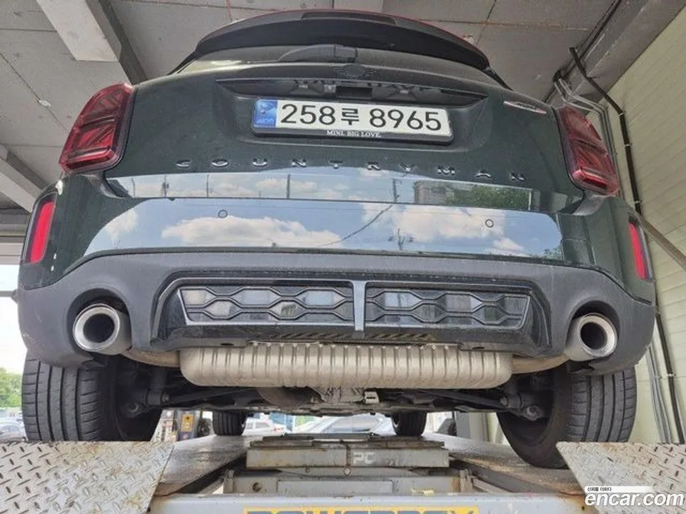 MINI Cooper S Countryman JCW 2022 — thumbnail 2