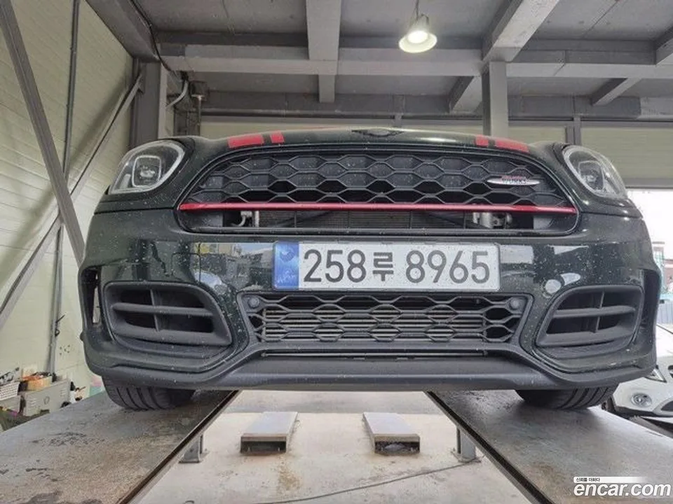MINI Cooper S Countryman JCW 2022 — photo 1, buy with delivery to Moscow