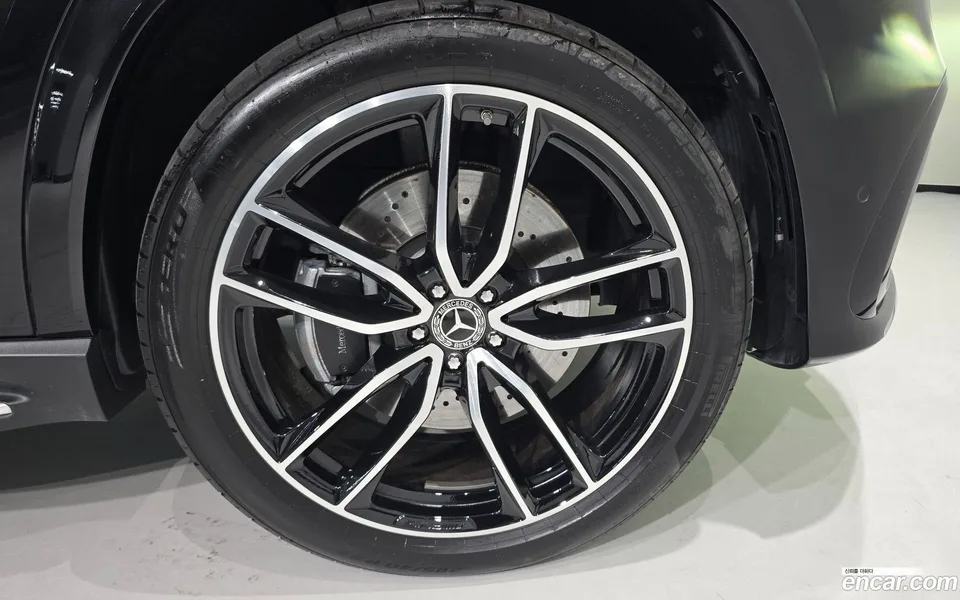 Mercedes-Benz GLS-Class GLS580 4MATIC 2026 — thumbnail 2