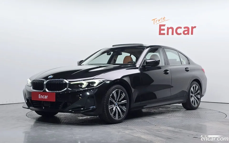 BMW 3 Series 320i 2025 — photo 1, buy with delivery to Moscow