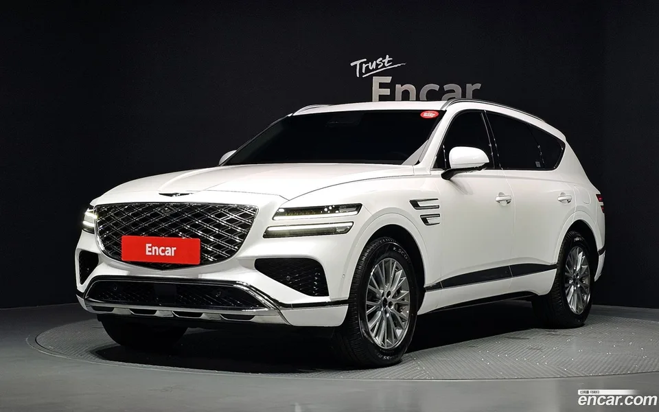 Genesis GV80 2.5T AWD 2024 — photo 1, buy with delivery to Moscow
