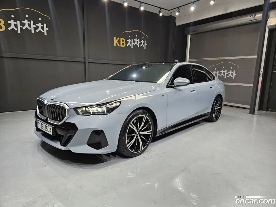 BMW 5 Series 2025