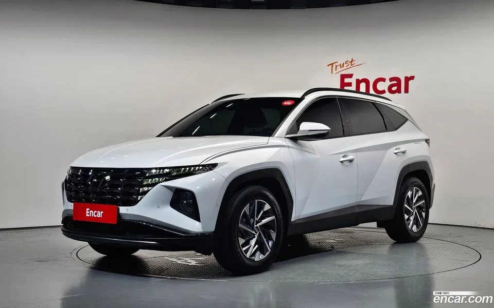 Hyundai Tucson Hybrid 2WD 2022 — photo 1, buy with delivery to Moscow