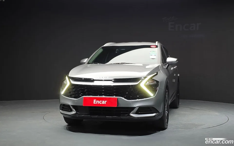 Kia Sportage Hybrid 4WD 2023 — thumbnail 3