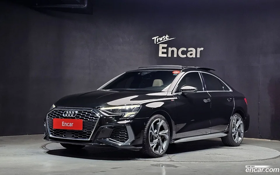Audi A3 (8Y) 40 TFSI 2022 — photo 1, buy with delivery to Moscow